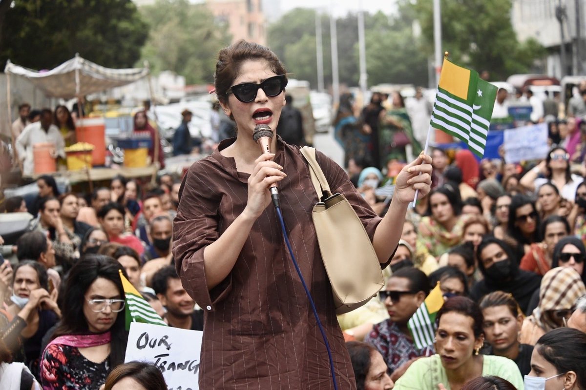 ShahzadiRai's tweet photo. We stood against inflation, fuel hikes, and an economy that burdens ordinary people while crises deepen inequality.
Including the people of Azad Kashmir, facing injustice and insecurity.
#inflamation #kashmirbleeds https://t.co/nfGwKlQ22I