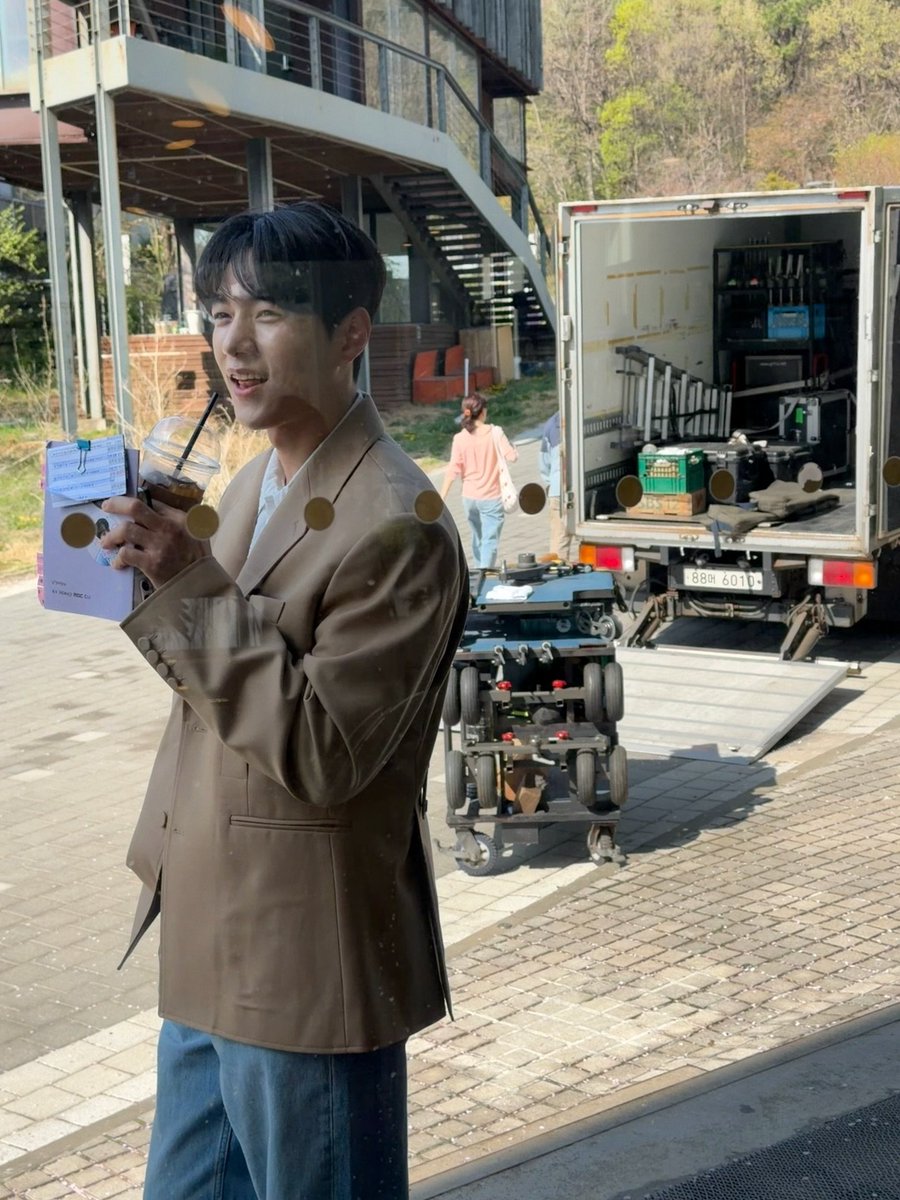 ifntinfo's tweet photo. [PIC/VIDEO] 260727 INFINITE L (Myungsoo) Related Update - "Love In Sync" (3/3)

#인피니트 #엘 #명수 #김명수 https://t.co/UD8lribXdC https://t.co/NvAgtX36SX