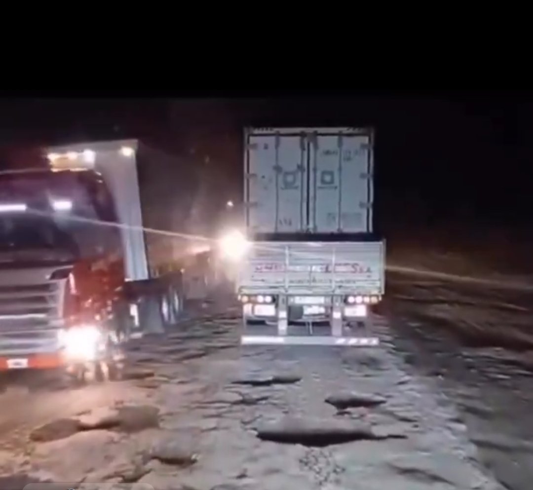 sed_verdadera's tweet photo. @GordoDan_ El Javito puede exportar porque Cristina Recuperó YPF,  invirtió en Vaca Muerta y construyó el gasoducto Néstor Kirchner. El país de ustedes es este https://t.co/Qo9XfexfUj