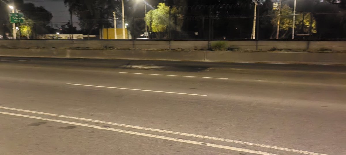 SOBSECDMX's tweet photo. @jlkastro @GobCDMX @AlcaldiaAO @locatel_mx @NoMasCondosAO @vecinosdesierto Buen día, personal de la #SOBSE acudió al punto indicado para brindar la atención a su reporte. Compartimos evidencia fotográfica del trabajo realizado. Seguimos a sus órdenes. https://t.co/4jy2XOKU9P