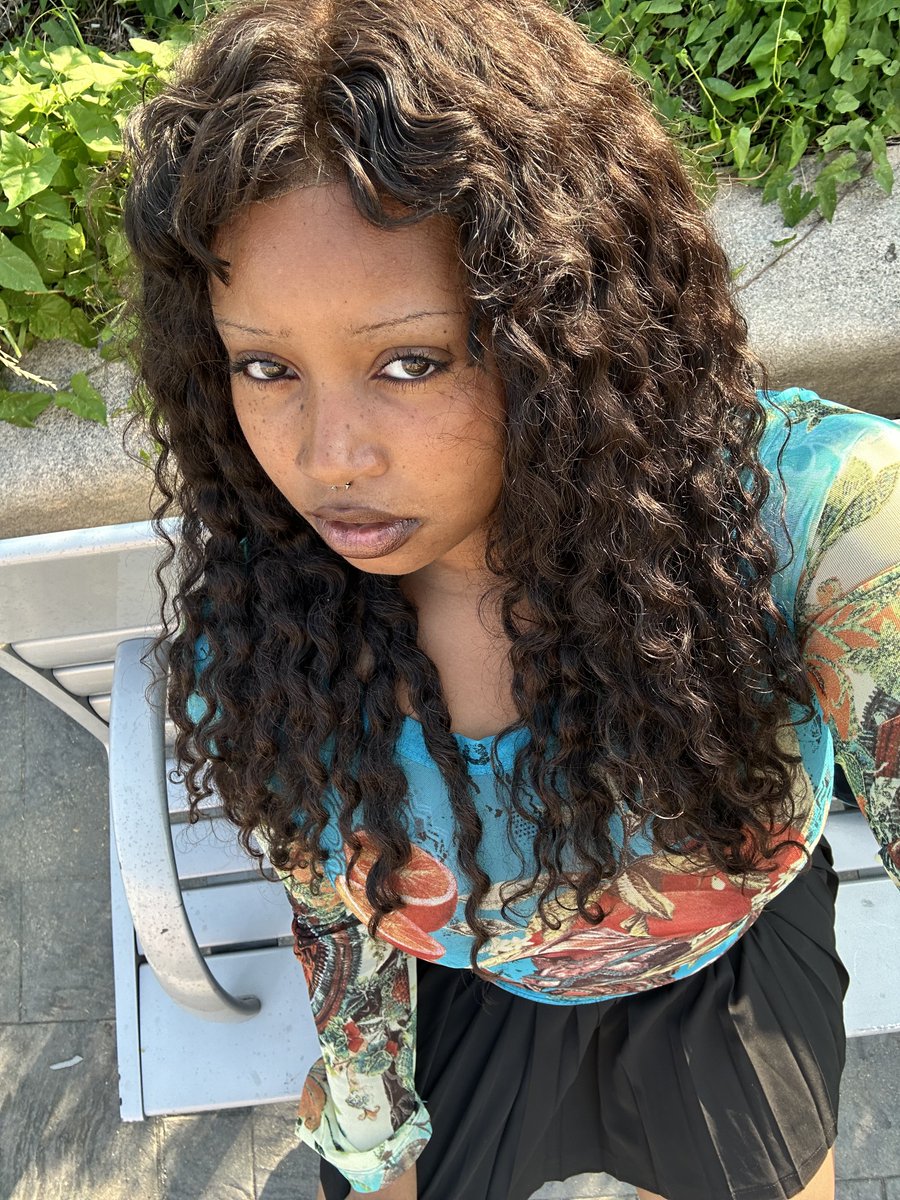 venusiavenom's tweet photo. getting sum fresh air 🪷 https://t.co/Rwvc9dHfy3
