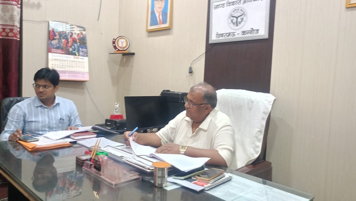 CDOKNJ's tweet photo. आज दिनांक 29 जुलाई 2026 को जनपद के विकासखंड छिबरामऊ का स्थलीय निरीक्षण किया गया एवं दिशा निर्देश दिए गए।
@UpRuralDev 
@dm_kannauj 
@KannaujDio https://t.co/aoeBNubPSa