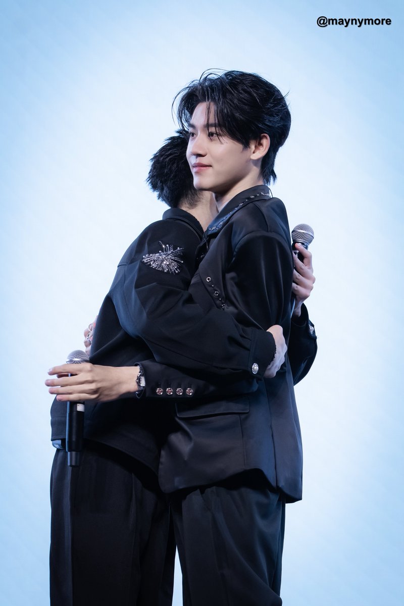maynymore's tweet photo. เติบโตไปด้วยกันนะ💙💚

TONSOM FINAL FAN MEETING

#WhenOrangesFallFinalEP
#AlmondProgress 
#Almondbabybigboy 
#ProgressPassawish https://t.co/AUjPf1BtR7