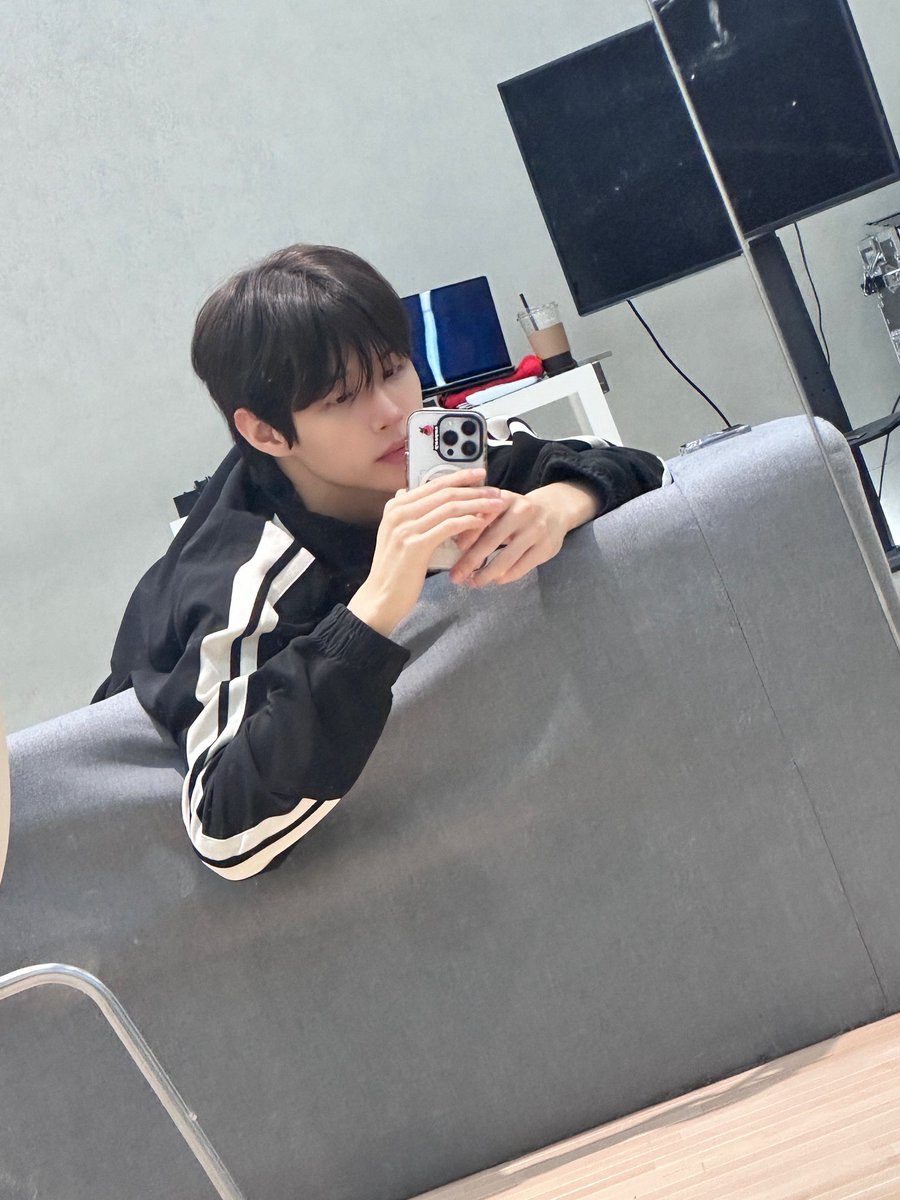 clua_archive's tweet photo. 260730 #KIMSUNGMIN 🫧 update https://t.co/fpnzVTf5KH