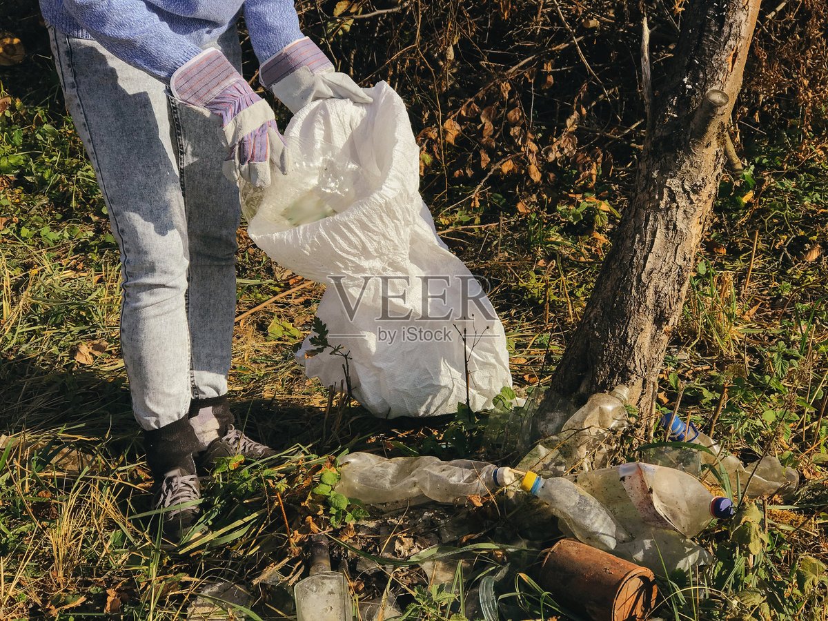 LynnAlexan928's tweet photo. Join our neighborhood cleanup this Sat 9am at Central Park! Bring gloves u0026 big smiles—let’s make our community spotless together!， https://t.co/fgRrNHkMg3