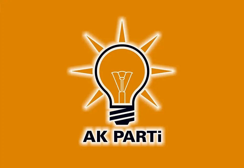 TKRgazete's tweet photo. Tutuklu İzmit Belediye Başkanı Fatma Kaplan Hürriyet:

"AKP'ye geçeceğime paşa paşa yatarım." https://t.co/XVovNvXMPw