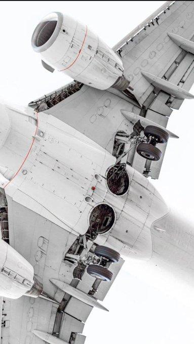 amyJones0303's tweet photo. Guess the aircraft? https://t.co/1XuqRwuZCw