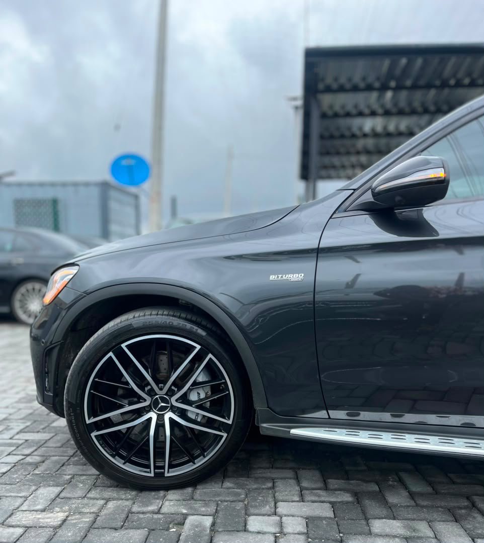 larby6's tweet photo. Foreign used 
🇺🇸2020 Mercedes-Benz GLC43🥶
Price: 79.5m🔑 (slightly negotiable)
Location: Lekki, Lagos 📌

Refer and earn
Kindly help retweet and refer potential buyer https://t.co/SQpK8s0JNI