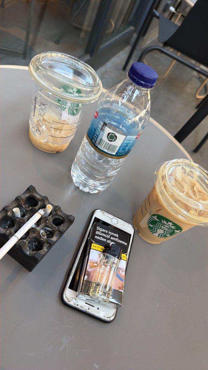 so_ahmt's tweet photo. Bi #kahve @StarbucksTR @Starbucks #kızılay #ankara https://t.co/M7JLcwZ1m4