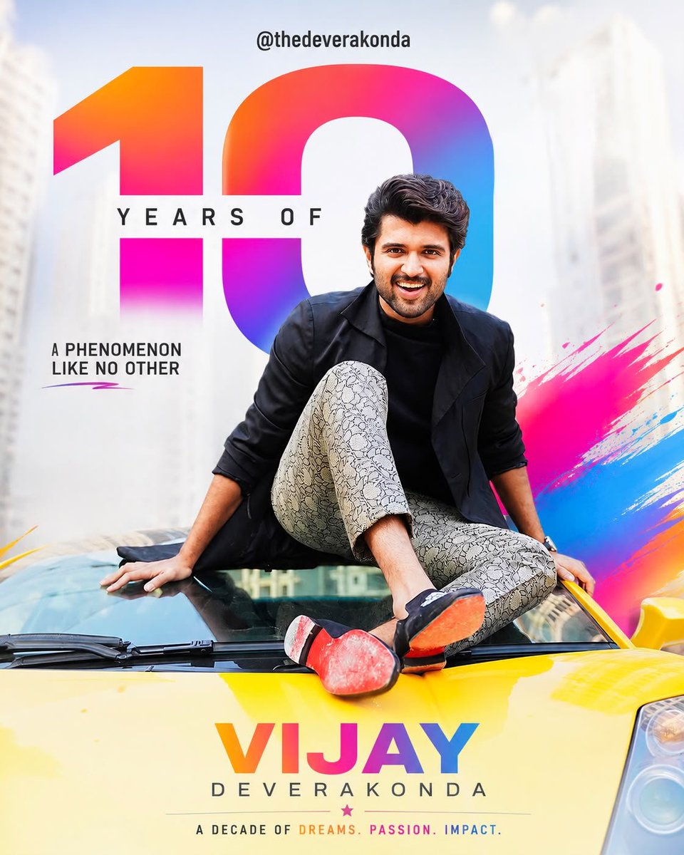 AndhraBoxOffice's tweet photo. #VijayDeverakonda marks a decade as Lead Actor with #PelliChoopulu completing 10 years.

Gained a reputation for bold choices and cultivated a strong youth following. Now regaining momentum with new projects, striking a balance between mass appeal and experimental scripts.

Indie beginnings to pan‑India visibility!