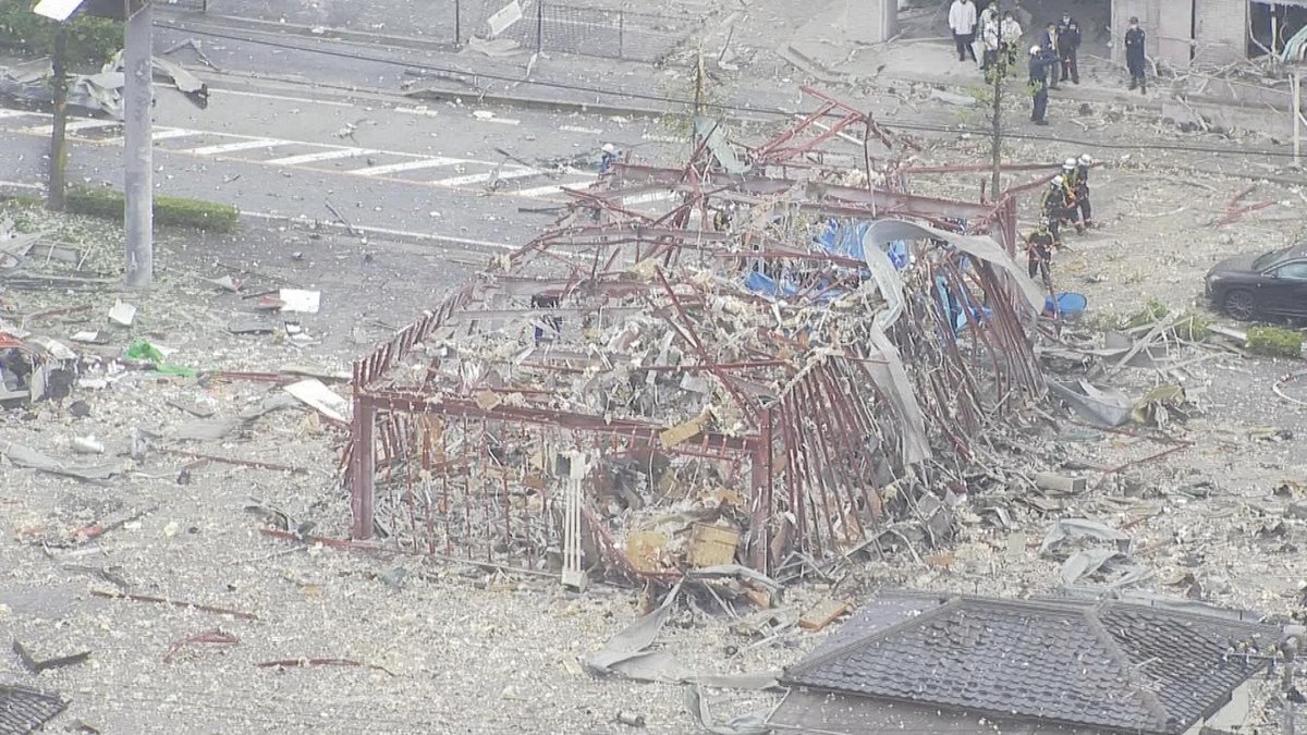huyu_n's tweet photo. イオン熊本を見た郡山市民の感想
「しゃぶしゃぶ温野菜の爆発跡と一緒...！」 https://t.co/bbPC1YnLyj
