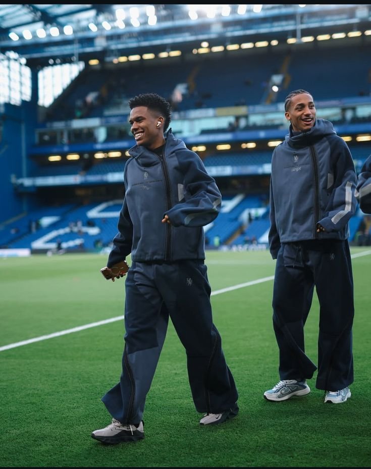 Cfc_Kemboi's tweet photo. Nike really cooked on this Chelsea team outfit. https://t.co/AMzfrJRxKs