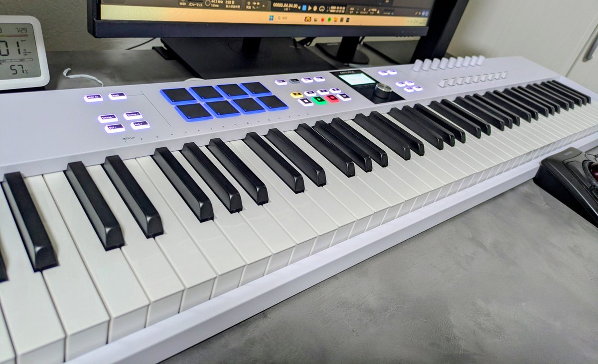 RyunosuP's tweet photo. かわいい曲ができそうなかわいいキーボードを購入 https://t.co/gQPUrUNg9b