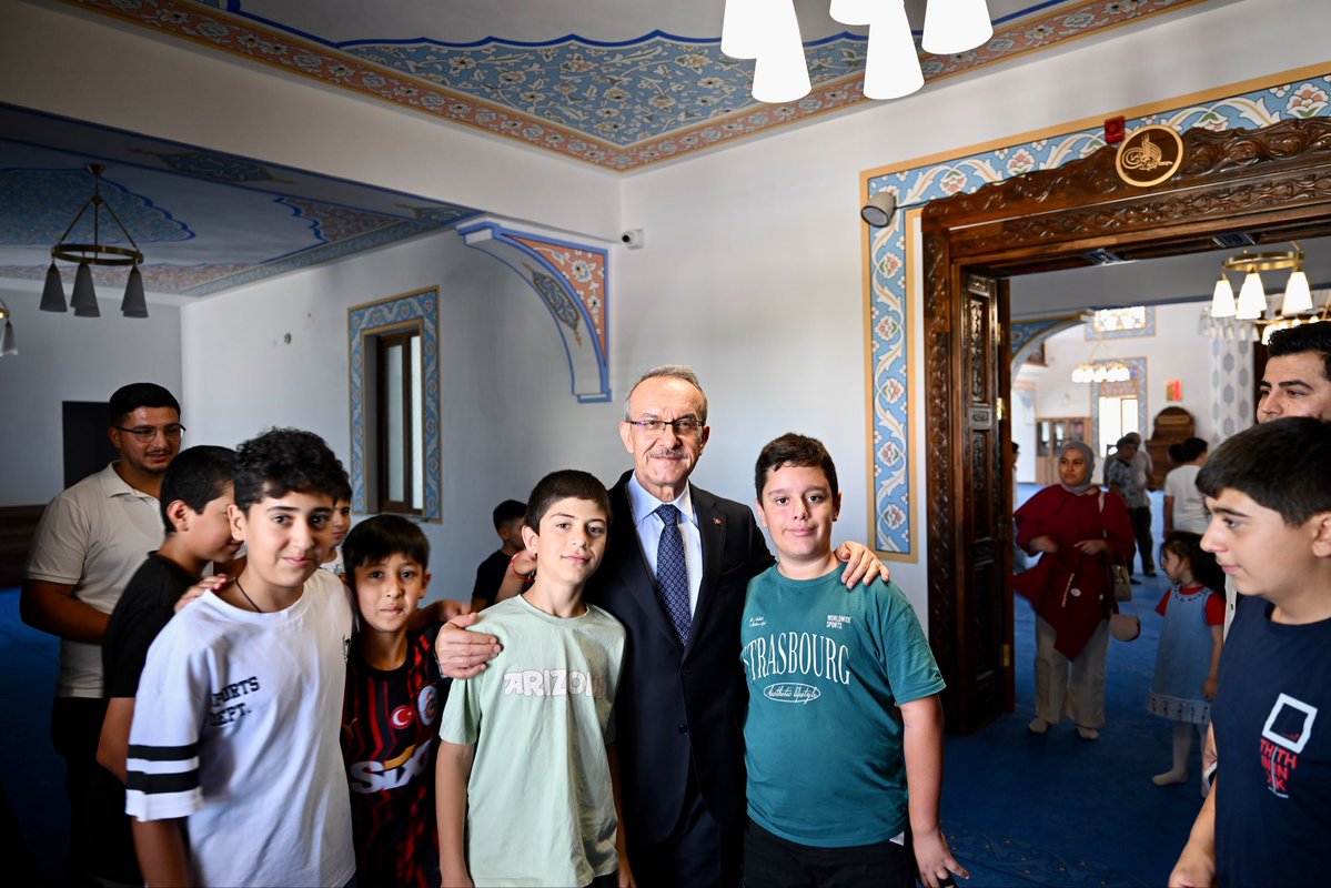 SeddarYavuz's tweet photo. Müftülüğümüz tarafından devam eden Yaz Kuran Kursunu ziyaret ederek yapılan yarışmalarda dereceye giren evlatlarımıza ödüller verdik .
Müftülüğümüzü ve Yeşilyurt Belediyemizi ve kursa katılan evlatlarımıza teşekkür ederim. https://t.co/gH5QCmejgl
