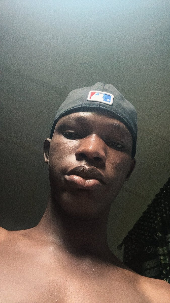 starboyridex's tweet photo. Good morning everyone, big Ridex is up ! https://t.co/5gaAX76uOE