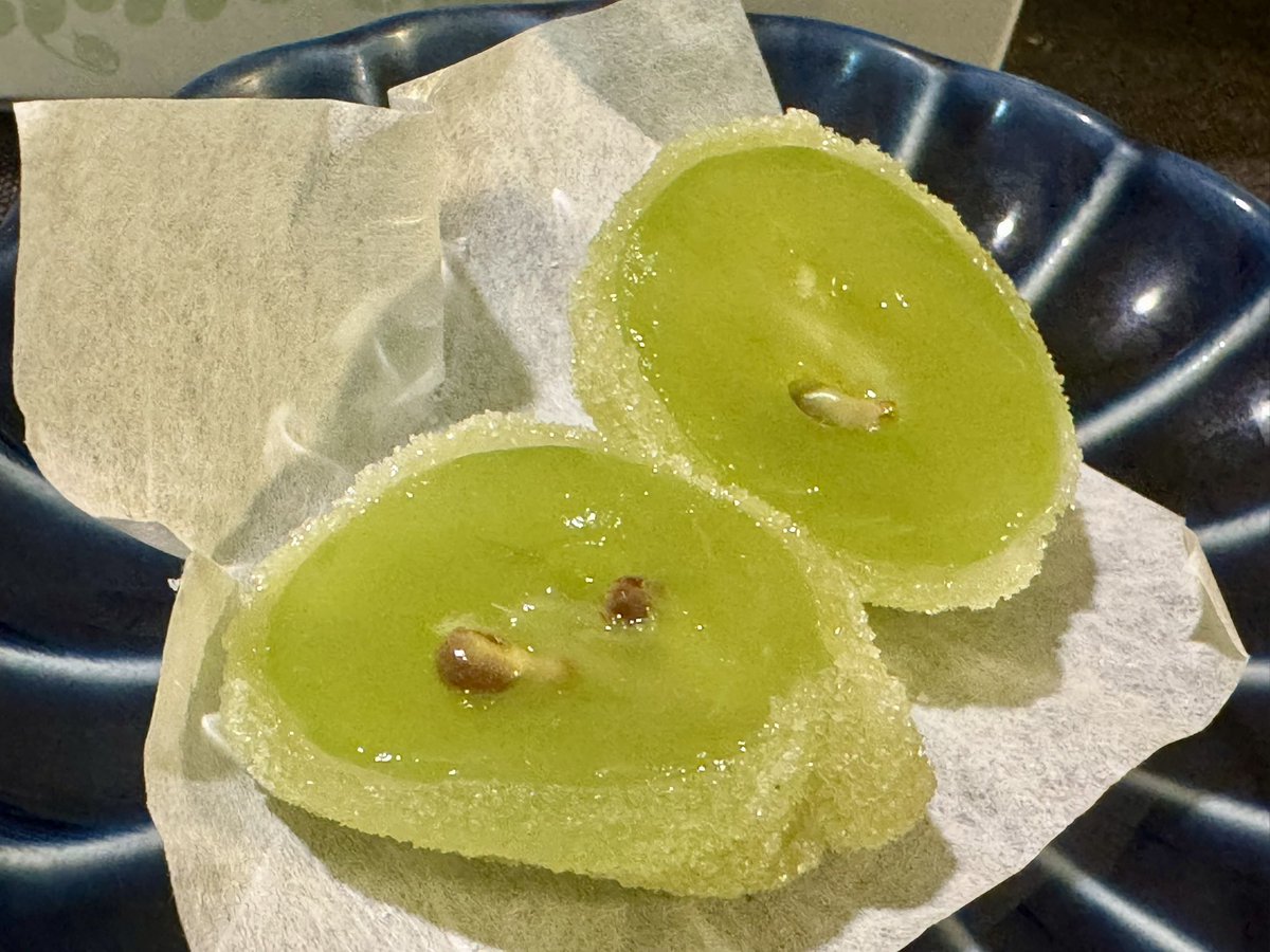 inadashunsuke's tweet photo. 夢のようにおいしいお菓子 https://t.co/vgcYhCOa01
