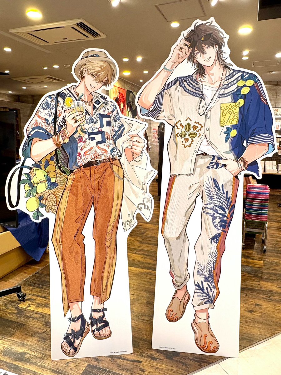 nagi_wata's tweet photo. ⋰
#ロスバ 𝐏𝐎𝐏 𝐔𝐏 𝐒𝐇𝐎𝐏
明日から !!🍋🦋🐿
⋱
『ロストバージン ɪɴ ᴛʜᴇ ʙᴇᴅ』コミックス発売記念
明日からポプショが始まります！
夏バカンスデートの長エモです🏖️
195cm(!!!)と181cmの実物大パネルがお待ちしています💜💛
よろしくお願いします
🗺️東京 𝙼𝙴𝙳𝙸𝙲𝙾𝚂 𝚂𝙷𝙾𝙿 渋谷
𝟕月𝟑𝟎日(木)～𝟖月𝟏𝟏日(火・祝)

*大阪は9/11〜22
*事後通販限定でオーロラBIGアクスタ有り
