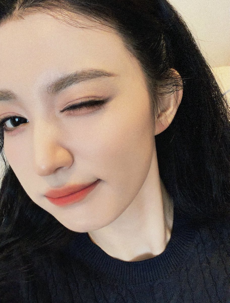 misa210199's tweet photo. สาวdior มาขายลิปปป💄💋

#หวังฉู่หรัน #WangChuran #王楚然 https://t.co/UGj9XWtLVk