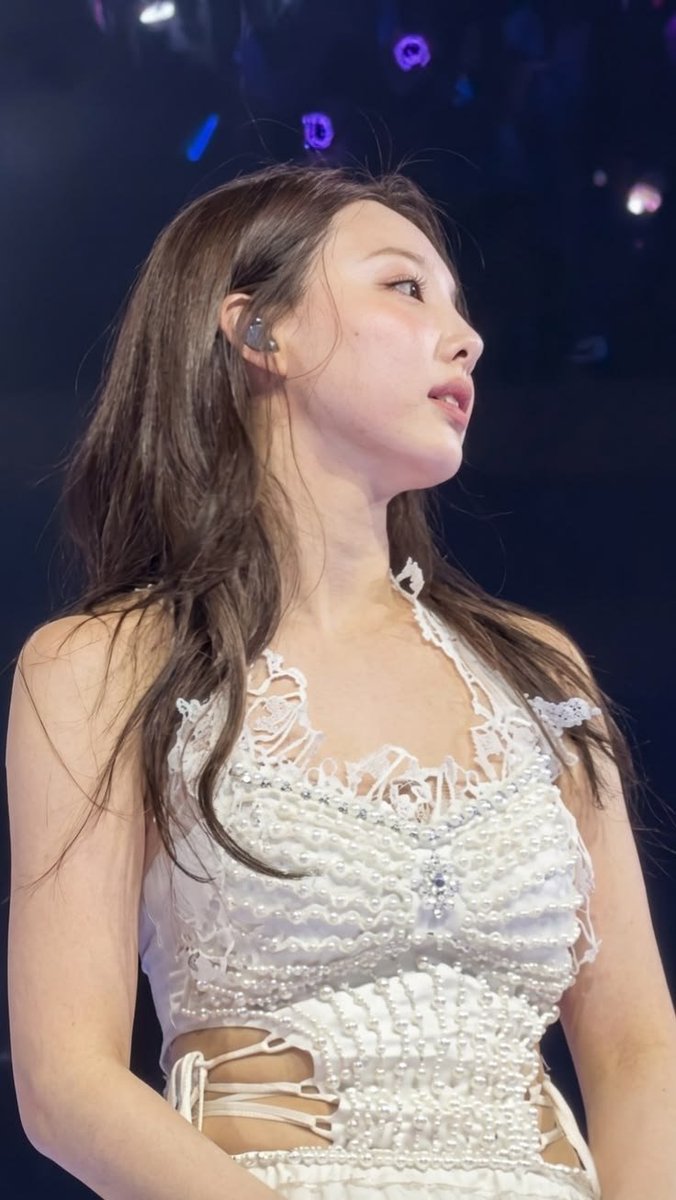 yeowotron's tweet photo. there was some swag https://t.co/ggpuR7D4ke