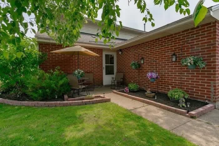 Parkstead_Gov's tweet photo. Let us help you find your perfect size new home at Parkstead Gouverneur! https://t.co/JOkfp2Y5U6
