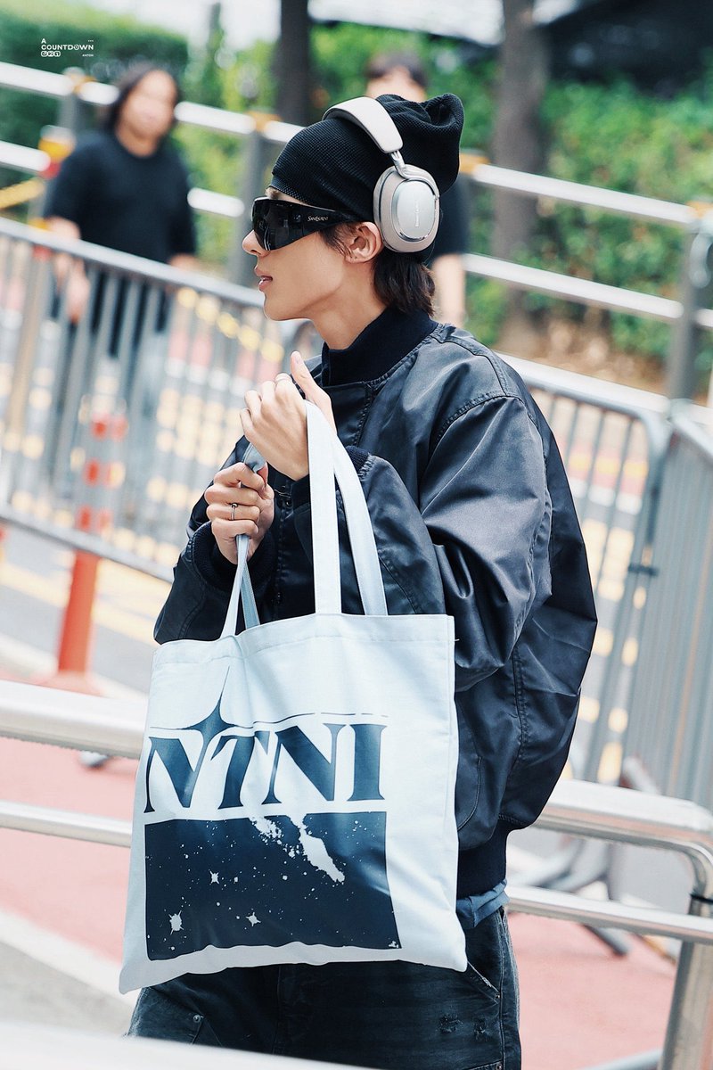 min9yult's tweet photo. #wta to #wto #rask to #ropslot 

ada yang masih cari gak ya ecobag anton archiive skyblue ini? aku rencananya mau operslot, 400k dp 300k ada go nya jugaa.. ini aku ikut yang po online kemarin yaa https://t.co/7nzzi9must