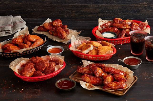 Alexburns1617's tweet photo. Happy Wednesdays  Wings Street Wednesdays we have Boneless or Tradtional we have all yours favourites kind of sauces come to get you’re hot wings get them while it’s hot half price Wednesday’s enjoy you’re Pizza Hut Wings Street from you’re Pizza Hut London https://t.co/6R7b3FKYBX
