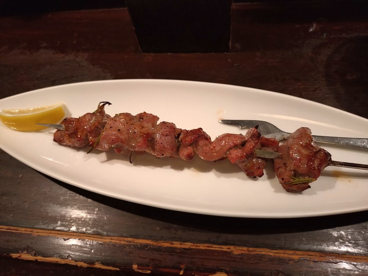 3104un's tweet photo. まっすぐ帰るのも惜しいので池袋西口のHUBへイン。ドライHUBレモンと豚ハラミのハーブ焼きで乾杯🍋 https://t.co/zYrupFiM8v