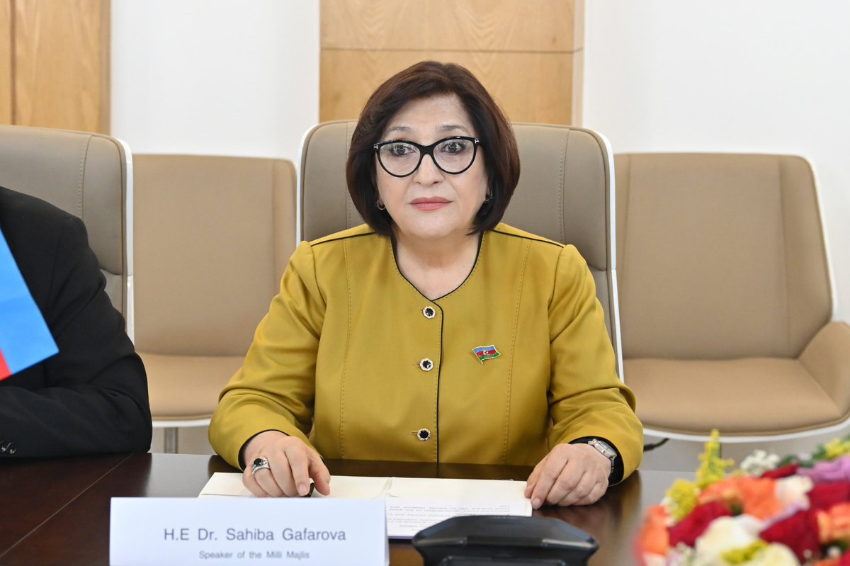 Milli_Majlis's tweet photo. Milli Məclisin sədri Sahibə Qafarova Efiopiya Federativ Demokratik Respublikasına rəsmi səfəri çərçivəsində iyulun 29-da bu ölkənin Federasiya Palatasının sədri Aqeqnehu Teşager ilə görüşüb.

https://t.co/Lz9vaH2v4r

#MilliMeclis https://t.co/ES1usJrfJ1