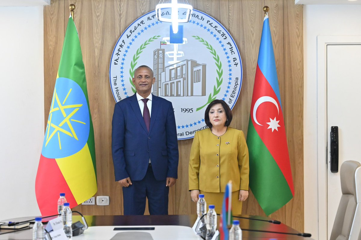 Milli_Majlis's tweet photo. Milli Məclisin sədri Sahibə Qafarova Efiopiya Federativ Demokratik Respublikasına rəsmi səfəri çərçivəsində iyulun 29-da bu ölkənin Federasiya Palatasının sədri Aqeqnehu Teşager ilə görüşüb.

https://t.co/Lz9vaH2v4r

#MilliMeclis https://t.co/ES1usJrfJ1
