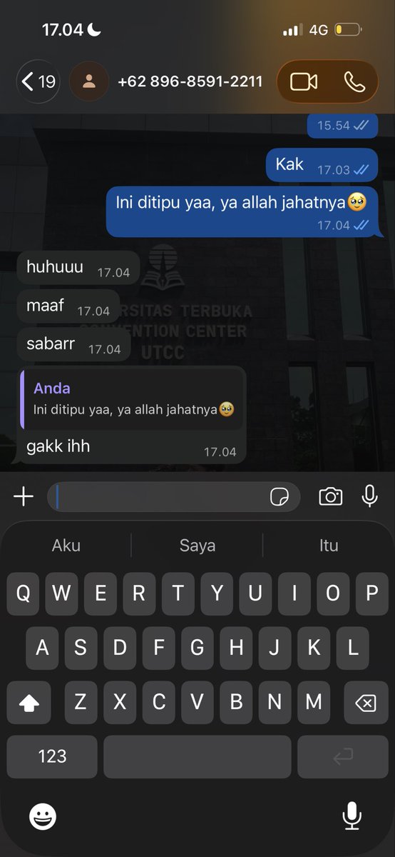 MikaaMikyy's tweet photo. Ges hati-hati kalau WA nomor ini : 089685912211, penipu jual tiket finchap coc season, bahasa WA nya kata temenku menjanjikan kayak terpercaya
Aku spill buktinya
#clashofchampion #tiketfinchap #penipu https://t.co/LKVI7PogOr