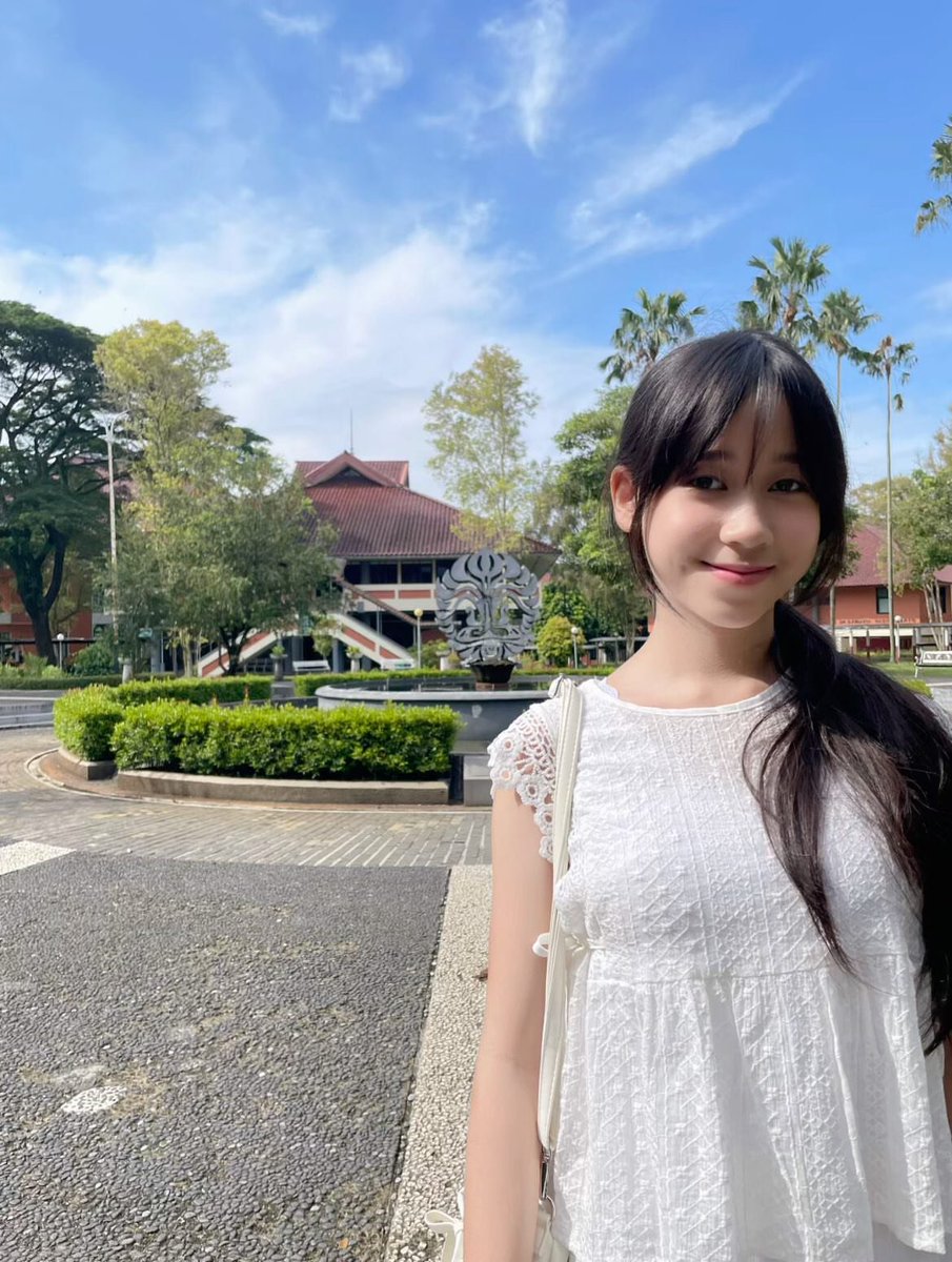 johnJohnqce5's tweet photo. Ada yang suka bacolin mereka? https://t.co/0pNnHQ68F0