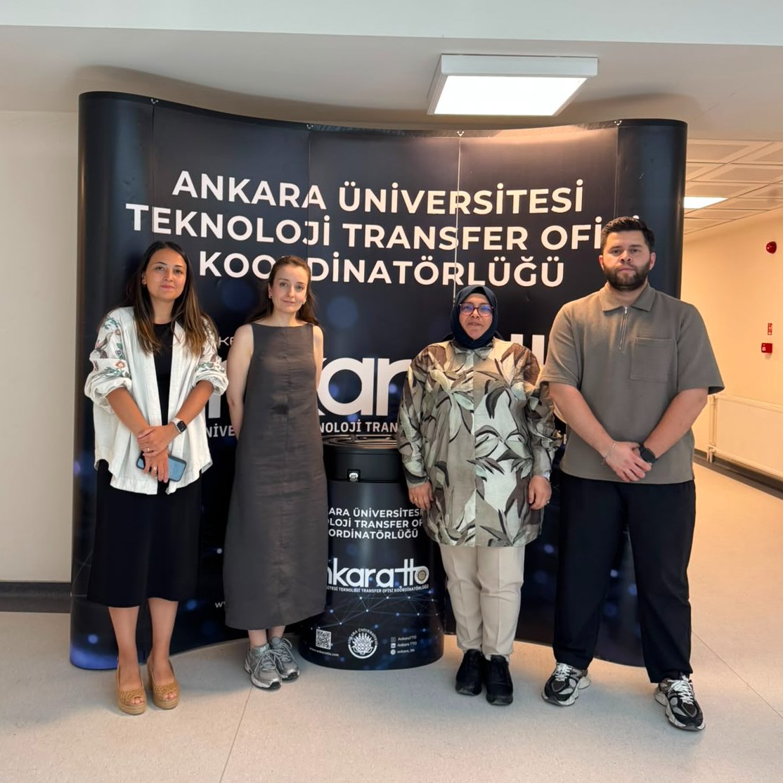 AnkaraTTO's tweet photo. Bilgisayar Mühendisliği öğretim üyemiz Dr. Öğr. Üyesi Feyza Toktaş ile girişimcilik ve fikri mülkiyet hakları kapsamında görüşme gerçekleştirildi. Nazik ziyareti için teşekkür ederiz.
@AnkaraUni
@necdetunuvar
#GezenTTO https://t.co/AZPAJti476