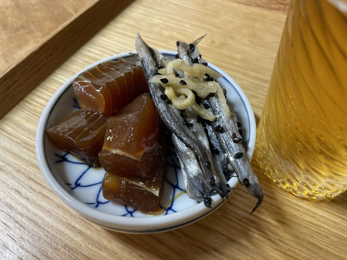 inuinuinu999's tweet photo. とりあえずのおつまみに鮪のぶつの漬けと鰯の胡麻漬け https://t.co/w0n0jFFQ84