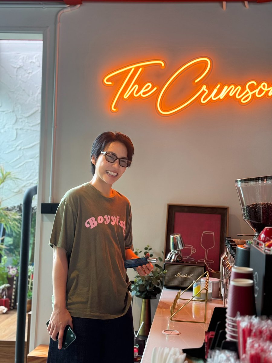 rosesirintip's tweet photo. รูปสุดท้าย 😂 https://t.co/yAgy8IAYtA