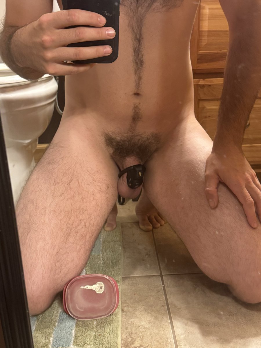 secretpair26's tweet photo. Phase 2 of the Chastity Training Program of Sir @RugbyUnion8  
First RT Challenge:
I will be locked one day per each RT plus one hour per each like.
This RT Challenge ends when this post reaches 100 RTs or reaches 200 likes, whichever comes first. https://t.co/TCcx2ztymU