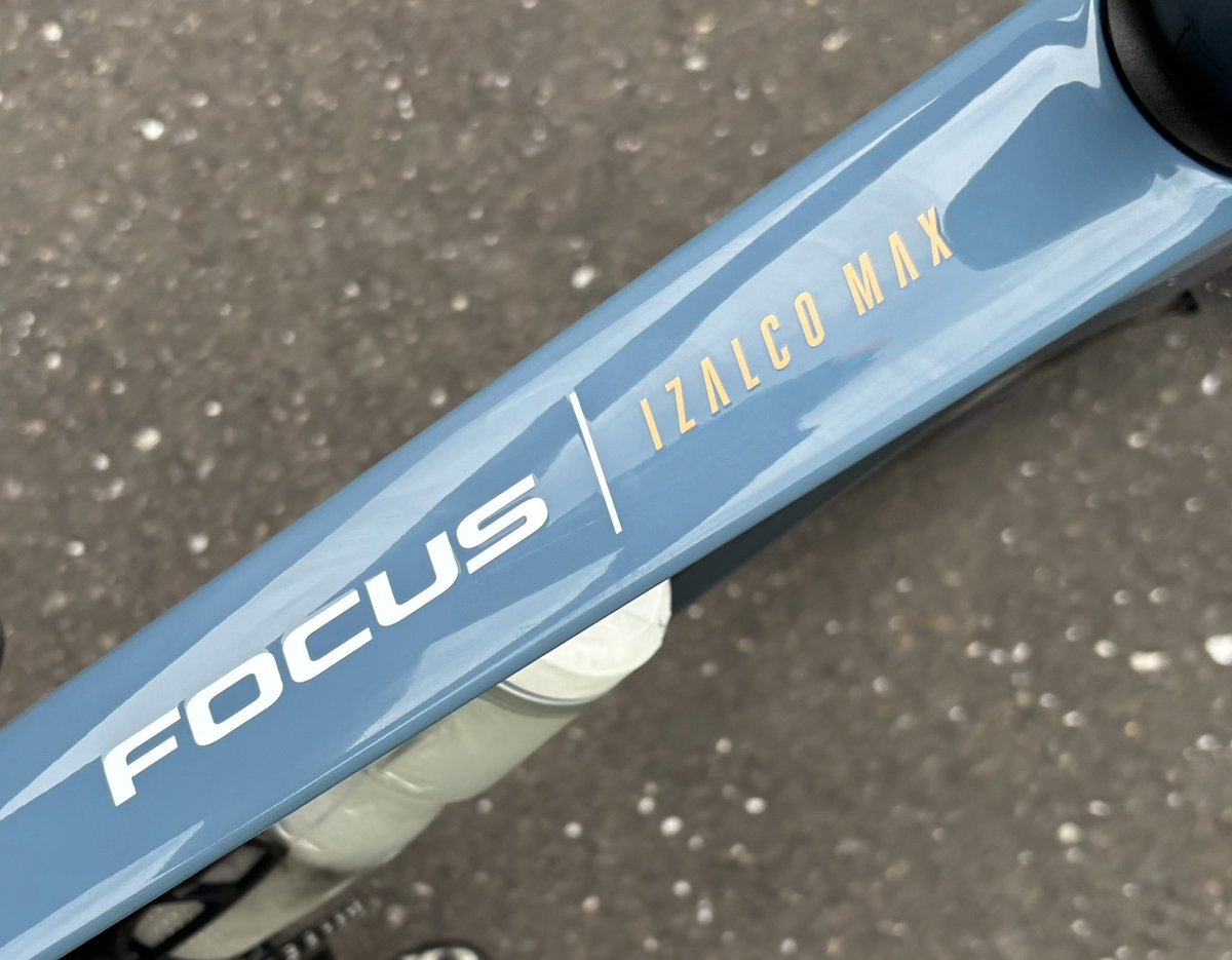 Mazin_No_Yoco's tweet photo. この流れなら言える…！！
マイニューギア…！！
FOCUS IZALCO MAX Gen4!!! https://t.co/JOfOmxJKio