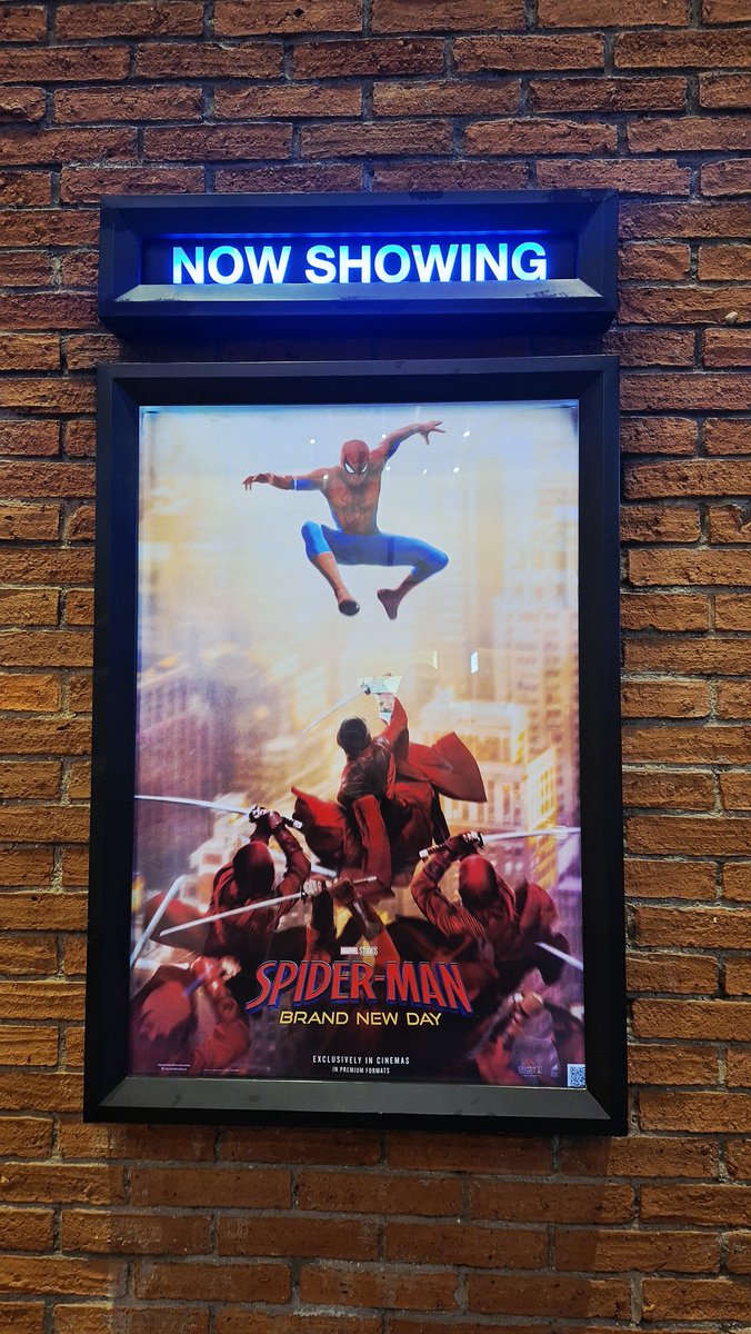 marventhu13's tweet photo. SPOILER SPIDER-MAN: BND ‼️

Udah selesai nonton gaisss...

Zendaya bilang bawa tissue sebelum nonton + akun review film bilang dia nonton sampe nangis. Tapi menurut gua b aja dah, gak sedih, alurnya udah ketebak wkwkwk. Dan yapp... lagi² villain OP dikalahin pake ceramah 😂 https://t.co/XpifLSqFQi