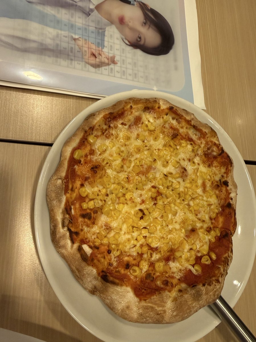 gaeul_lo's tweet photo. 1人でデカすぎた！！こんな大きいと思わんくて頼んだけどどうしよう笑 https://t.co/YPiEpuBIDG