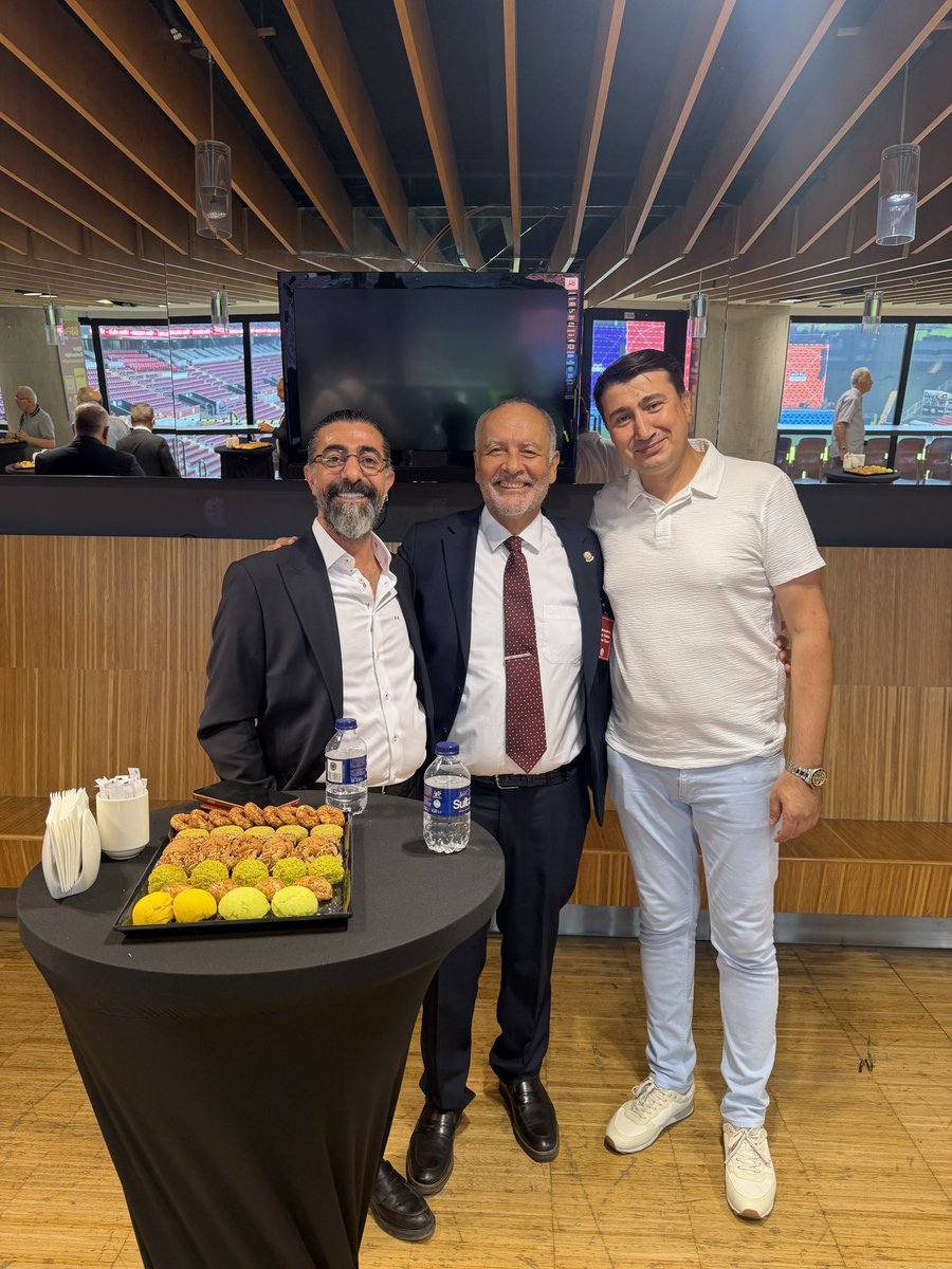 SedatSadir's tweet photo. Değerli abim @romerkukner ve @Gala1905 kardeşim ile güzel bir sohbet oldu… https://t.co/7w2NwxkEyI