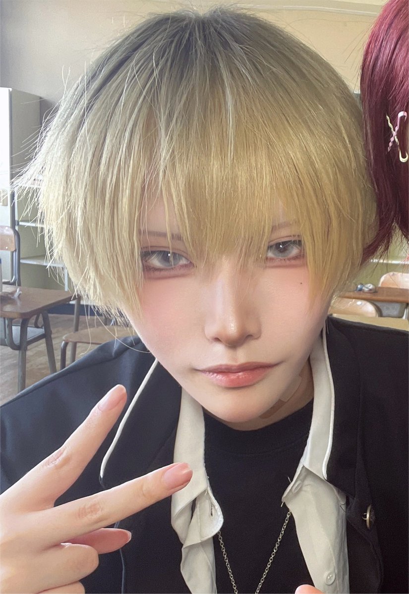 cos__zzzz's tweet photo. cos / 創作 https://t.co/d0N24ptDi5