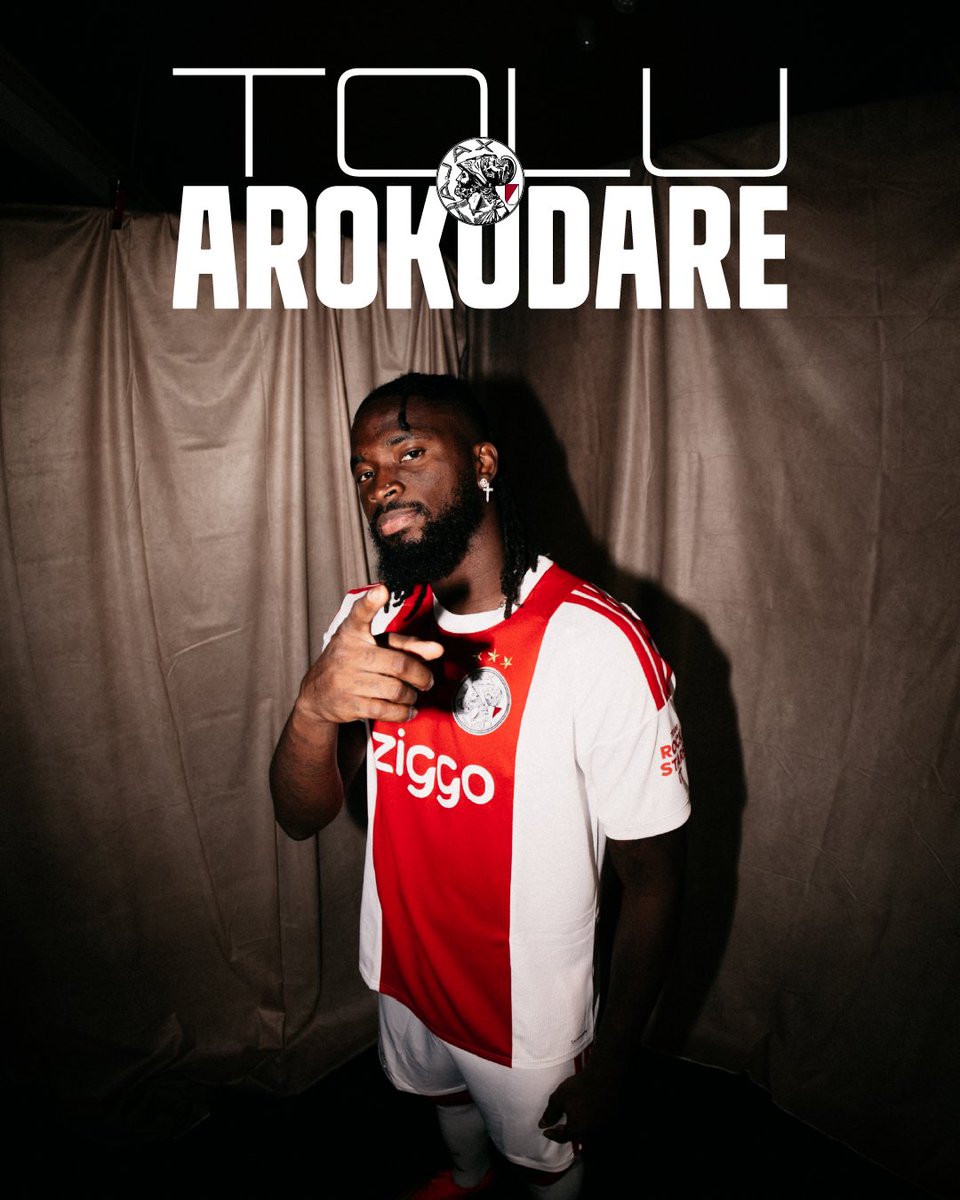 AFCAjax's tweet photo. Ajax have reached an agreement with Wolverhampton Wanderers regarding the loan signing of Tolu Arokodare. The 25-year-old striker joins Ajax on a one-season loan deal until the summer of 2027. The agreement includes an option to buy for Ajax.

Welcome to the club, Tolu! 🇳🇬