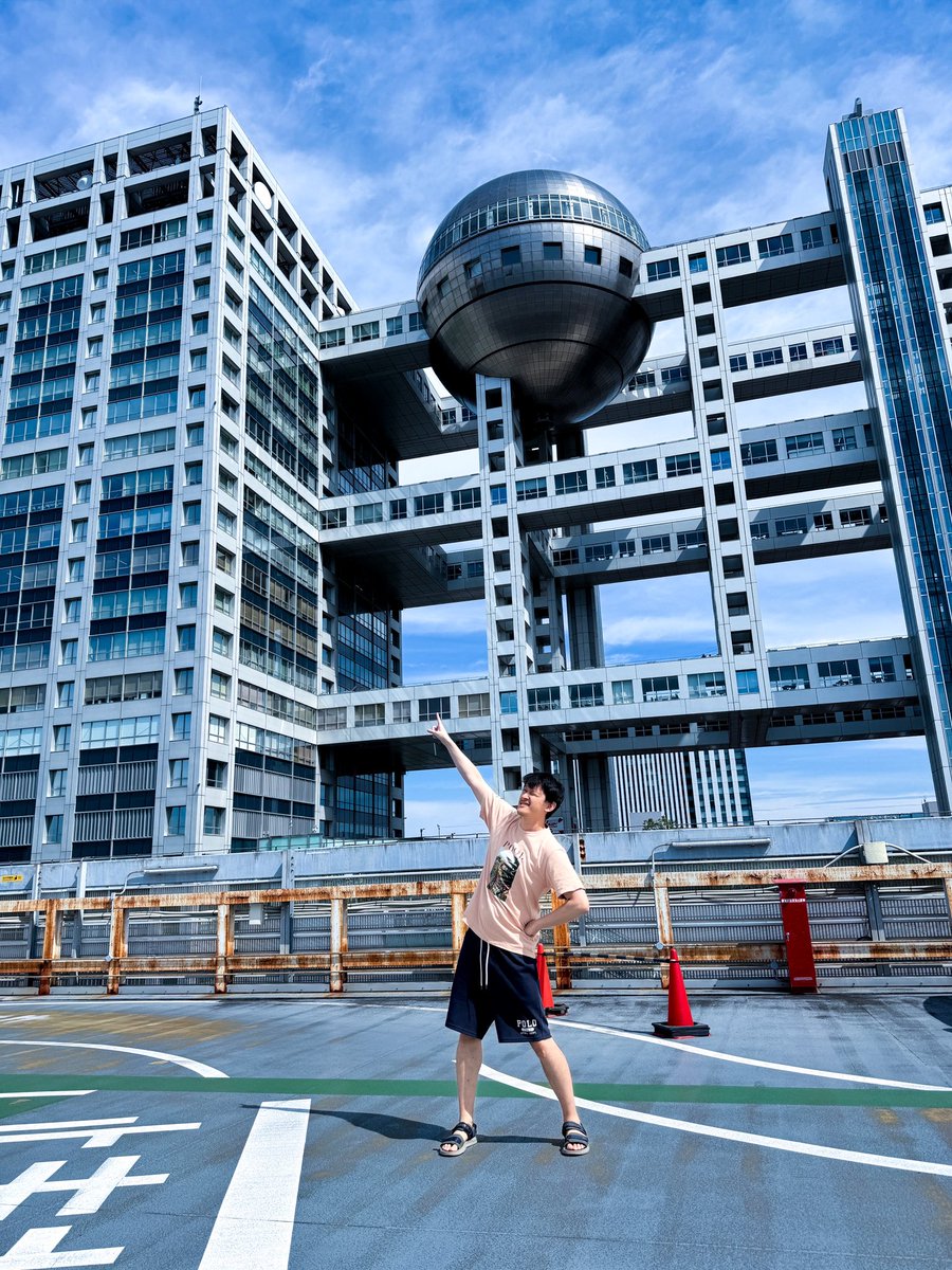 LITOjp's tweet photo. このあと22時 フジテレビ系ドラマ『Tokyo middle 30』第2話に伊藤陽佑が出演します

写真は家族でお台場行ったときの

#東京ミドサー https://t.co/wPR9eMZTs5