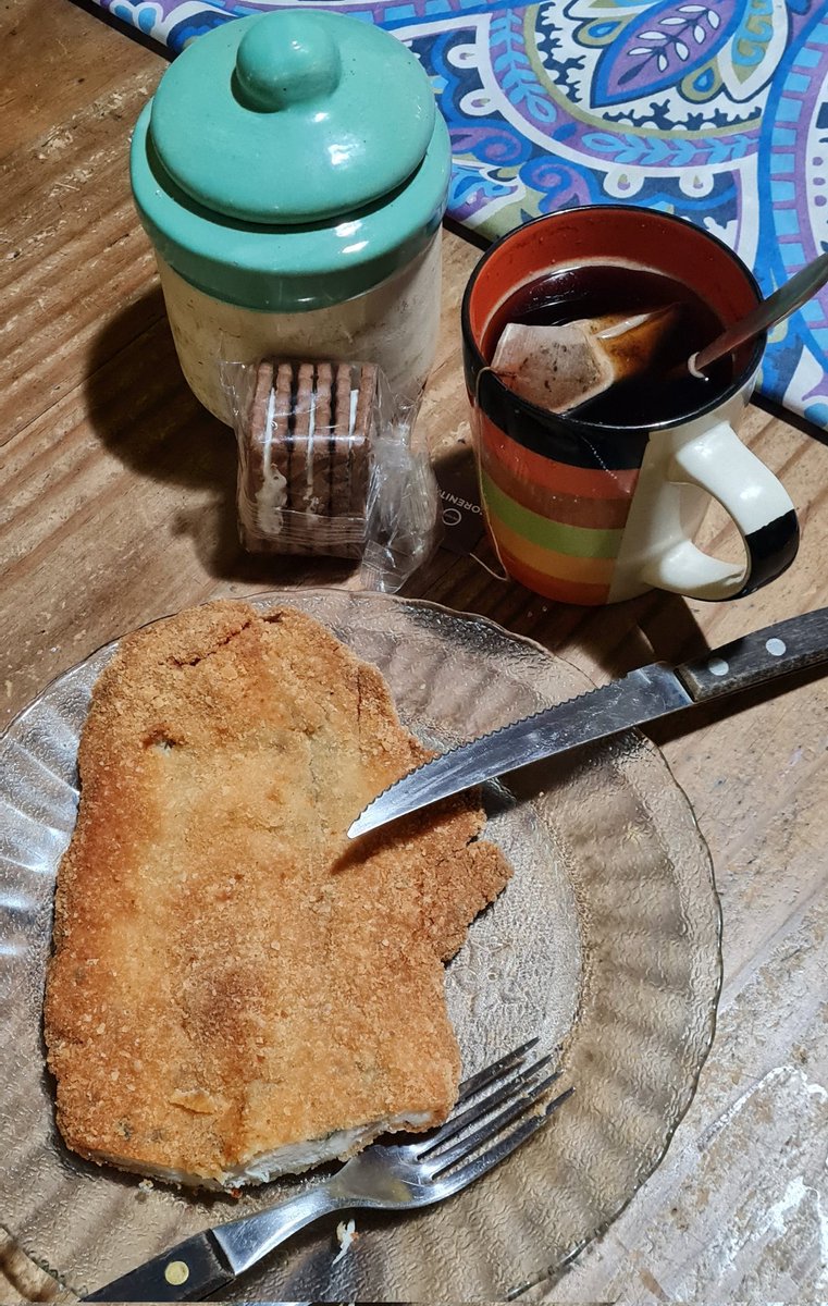leon_escp's tweet photo. Buen diaaa acá desayunando variadito https://t.co/ylaOEqiu3i