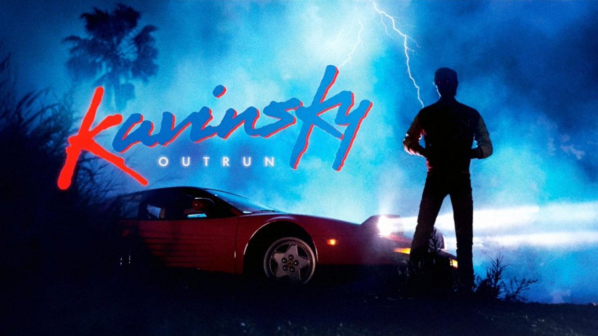JVCom's tweet photo. Kavinsky, auteur de “Nightcall” et figure majeure de la French Touch, est mort à l’âge de 50 ans.

Le DJ français, de son vrai nom Vincent Belorgey, a été retrouvé mort à son domicile le mardi 28 juillet. Il s’était fait connaître au début des années 2010 avec Nightcall, morceau emblématique de la bande originale du film Drive avec Ryan Gosling. 

Son univers rétro-futuriste a également marqué le jeu vidéo : ses morceaux ont accompagné plusieurs titres, dont Gran Turismo 5 Prologue et GTA 4. Son album OutRun rendait également hommage au célèbre jeu de course de Sega.

Toutes nos pensées vont à ses proches.