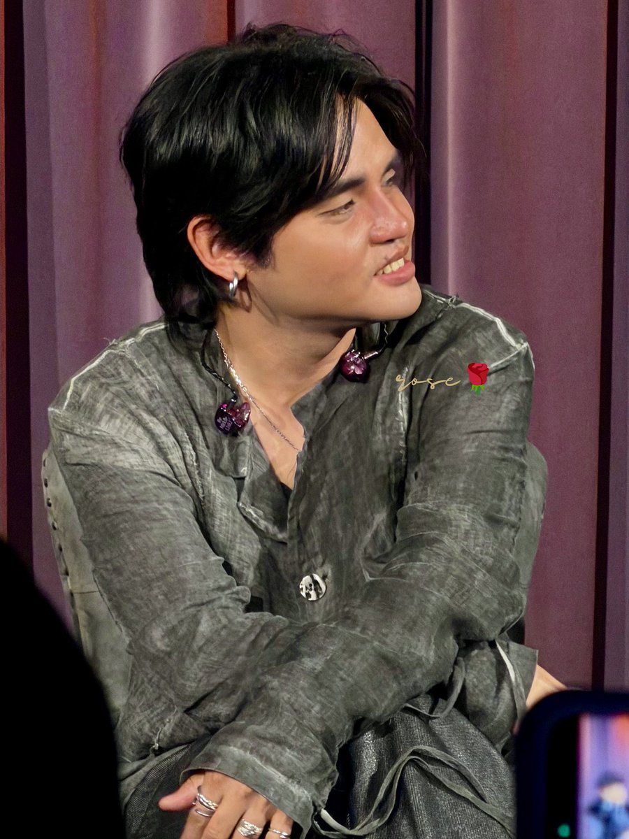 RoseEnriquez tweet picture