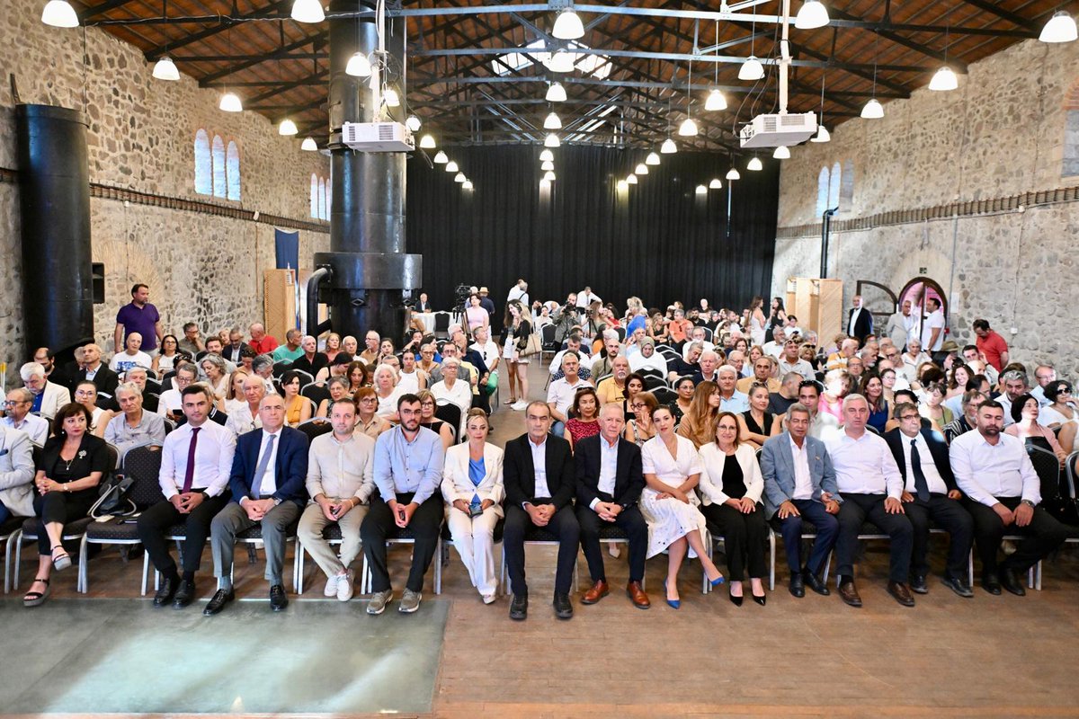 kentvebaskan's tweet photo. İzmir Gazeteciler Cemiyeti 80 Yaşında: Şehit Hasan Tahsin Ödülleri Sahiplerini Buldu
https://t.co/oHvHxrcaer https://t.co/eVcGiEGSc9