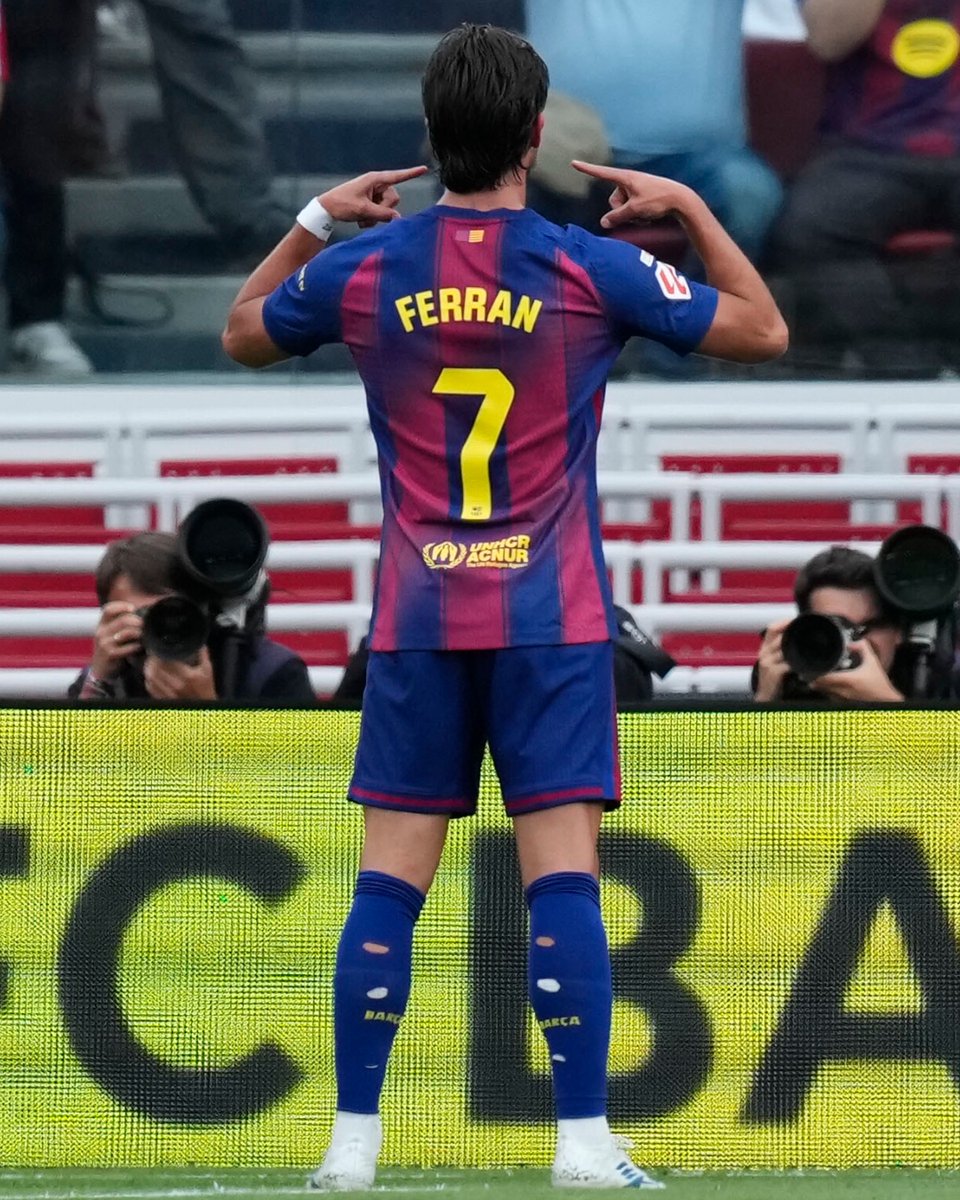 LaLiga's tweet photo. 𝗢𝗛, 𝗙𝗘𝗥𝗥𝗔𝗡 👉👈

#LALIGAEASPORTS https://t.co/vp8rQFOcC8