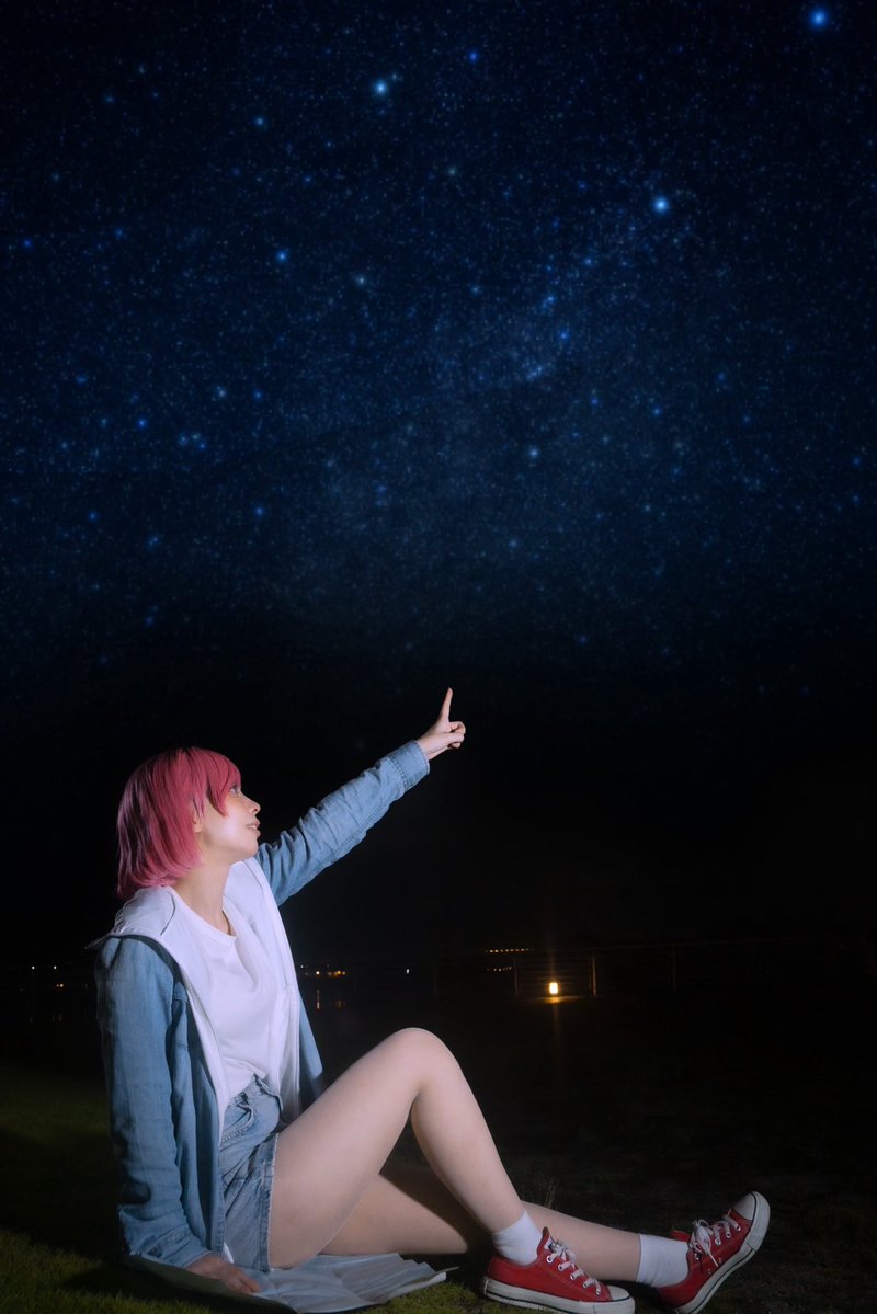 khr_fr's tweet photo. ⚠コスプレ/cosplay
1⃣0⃣7⃣2⃣ 🌠
・
「あの星」
・
📷 @shiyotakozou https://t.co/8a0Z6uT9XF