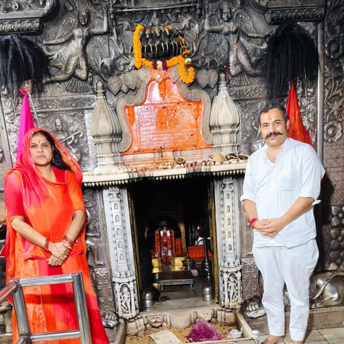 Unfilteredksr's tweet photo. देशनोक करणी माता जी 🔱🚩
 #karnimata #karnimatatemple #deshnok https://t.co/AVTquvu5Nj