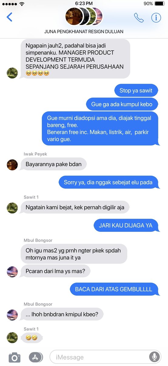 _hzelnutlatter's tweet photo. A #SparkSun onetweet au
Dari universe "Serumah π‘"
"Tentang sobat-sobat Una setelah ditinggal resign."
CW // implied but not canon #AllSun , suggestive , harsh words https://t.co/Uh0SUjVMo8